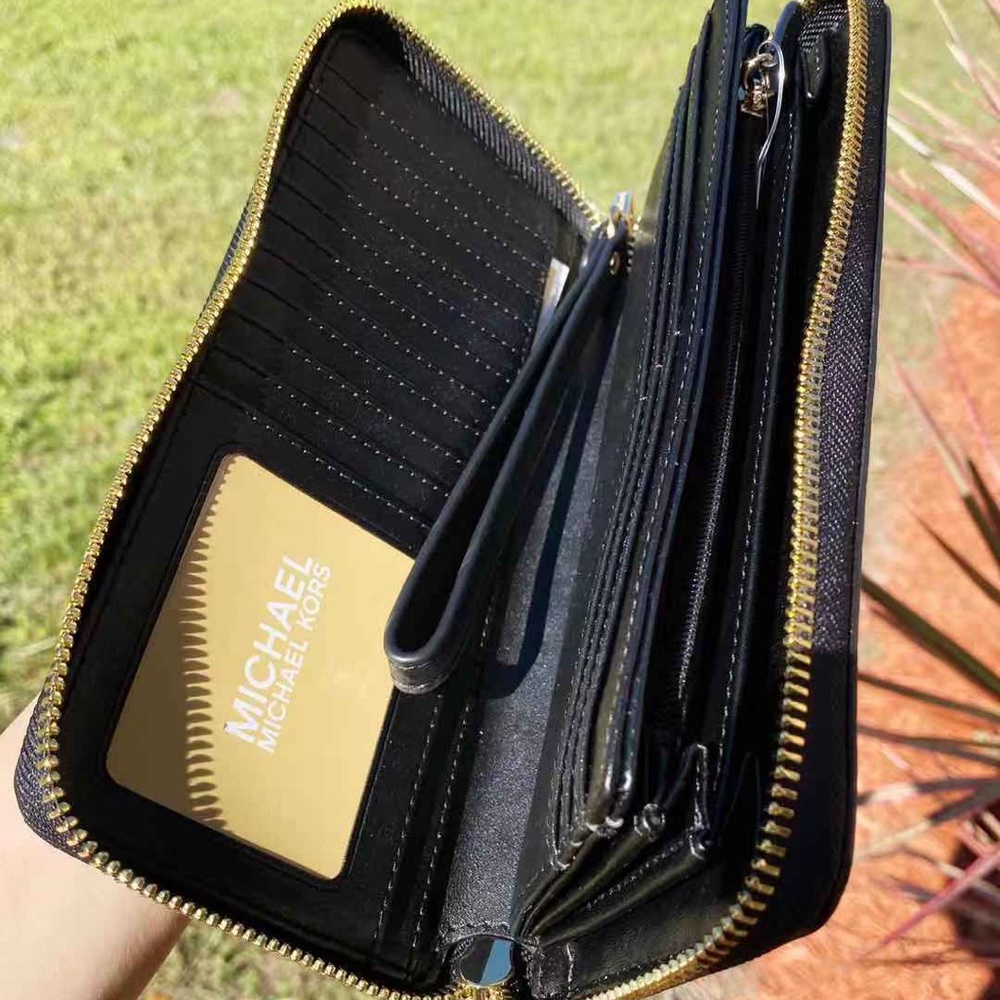 NWT💕Michael Kors Large Wallet - Picture 3 of 4